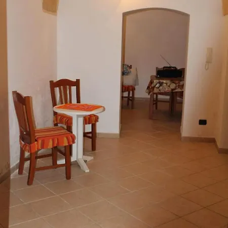 Casa Cantalupi بيت للعطل
